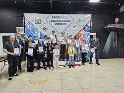 Шахматный турнир определил лучших 