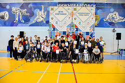 Открытый чемпионат и первенство города по бадминтону